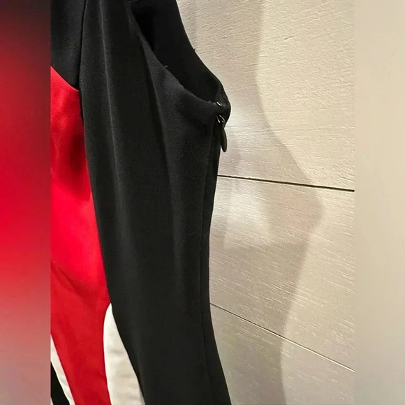 Cartise Red/Black/White Dress- size 6 - Picture 2 of 7
